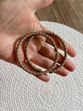 India Twisted Wire Cuff Bangles Set of 2 Gold Copper White + Pink Jewelry Case